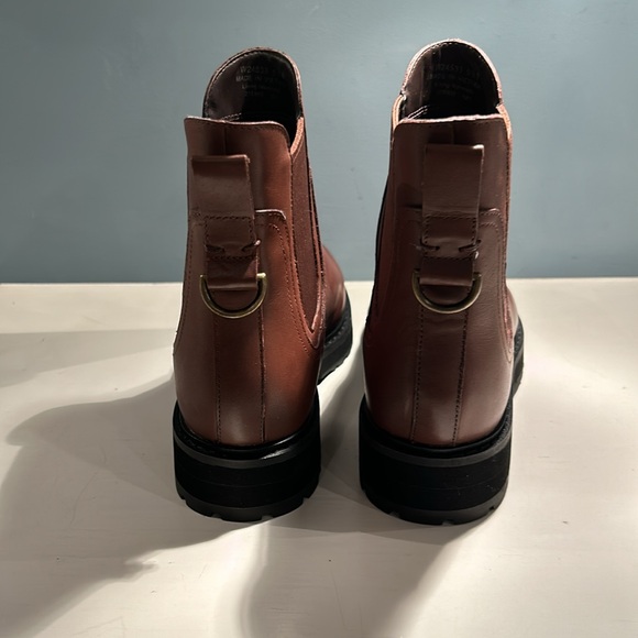 Cole Haan Chelsea Boot - Picture 4 of 7